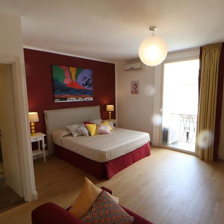 Toledo Boutique Studio Apartments Naples Exterior photo