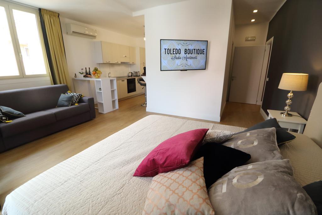 Toledo Boutique Studio Apartments Naples Exterior photo